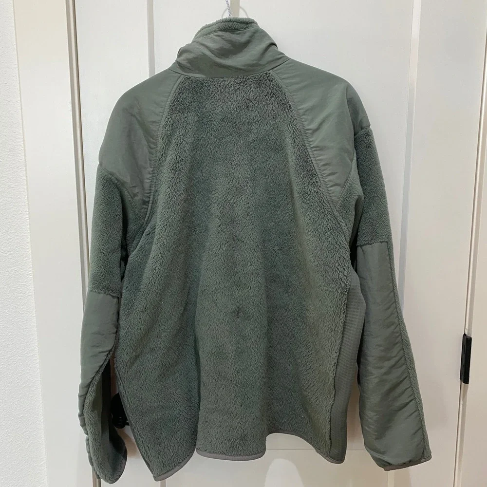 Polartec Full Zip Fleece‎ Jacket. Olive Color, Medium, Cold Weather (Gen III)